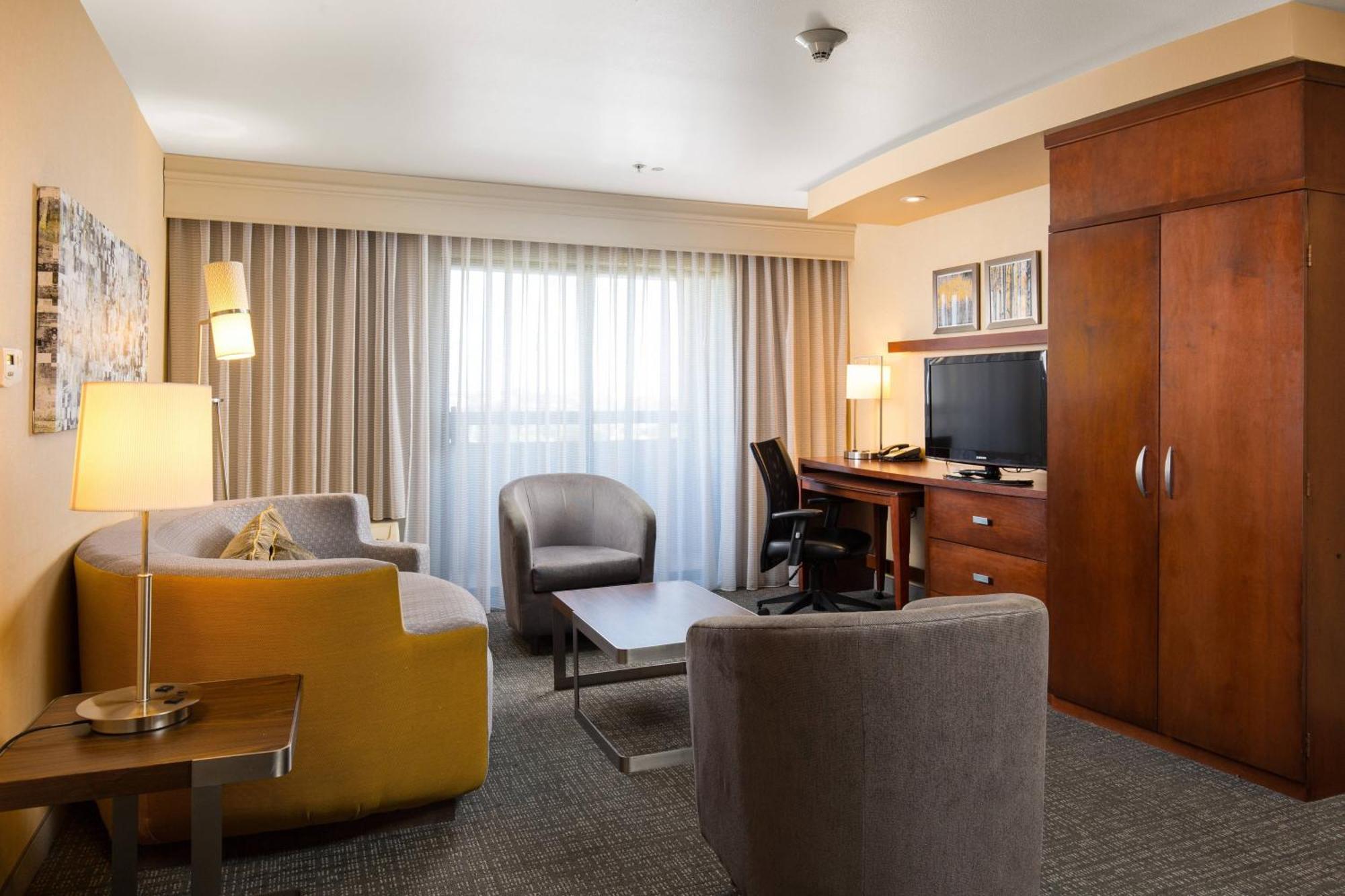 Hotel Courtyard By Marriott Ontario Rancho Cucamonga Exterior foto
